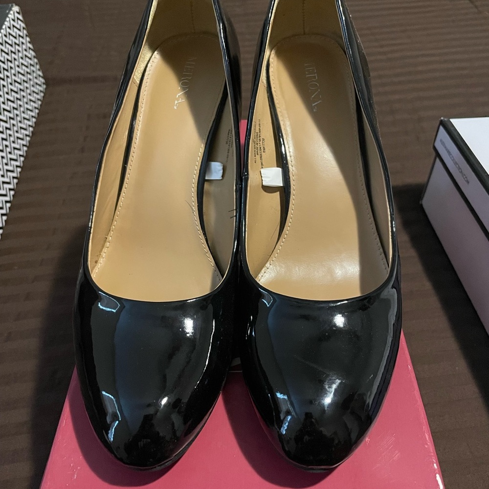 Classic black pumps